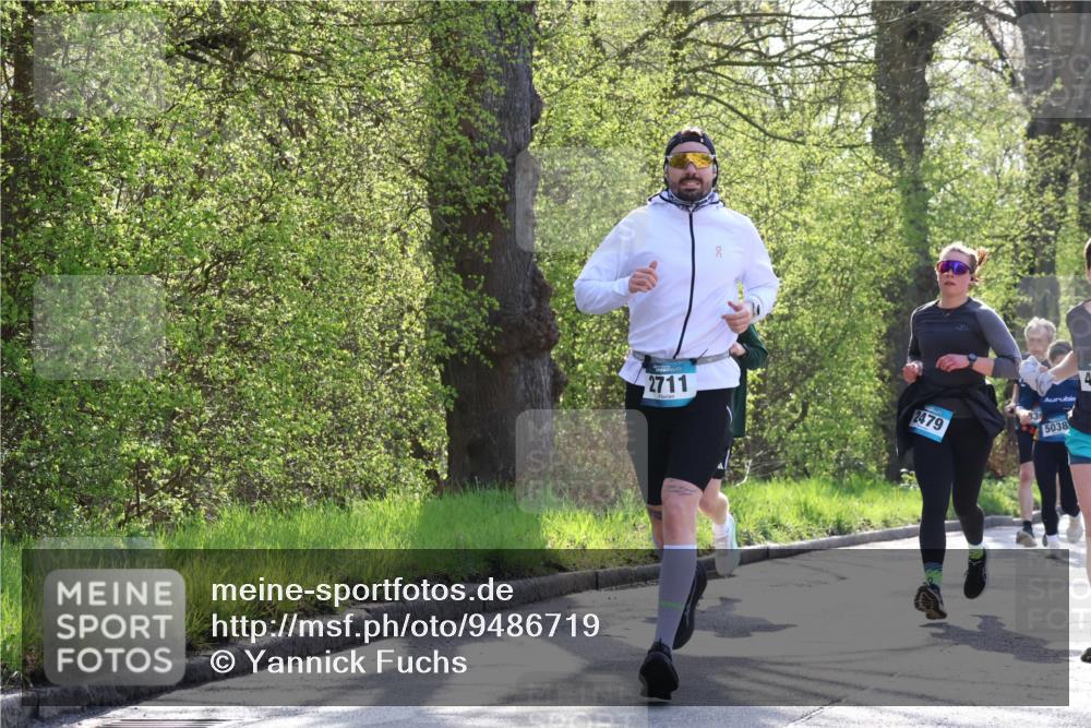 12.04.2026 - 45. Internationalen Wilhelmsburger Insellauf Yannick Fuchs http://msf.ph/oto/9486719 12.04.2026 10:30:48 Laufen 2711, 2479, 5038 meine-sportfotos.de
