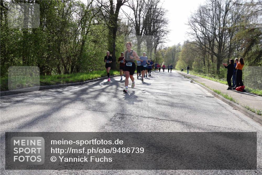 12.04.2026 - 45. Internationalen Wilhelmsburger Insellauf Yannick Fuchs http://msf.ph/oto/9486739 12.04.2026 10:36:50 Laufen 4681 meine-sportfotos.de