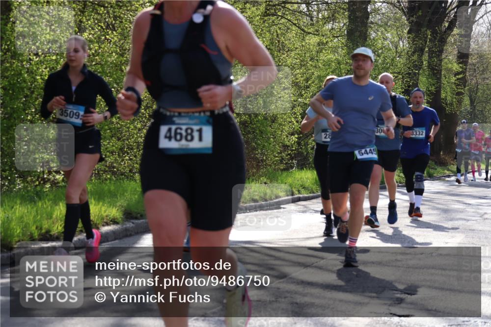 12.04.2026 - 45. Internationalen Wilhelmsburger Insellauf Yannick Fuchs http://msf.ph/oto/9486750 12.04.2026 10:36:51 Laufen 3509, 28, 4681, 5445, 30, 3332 meine-sportfotos.de