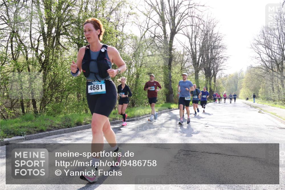 12.04.2026 - 45. Internationalen Wilhelmsburger Insellauf Yannick Fuchs http://msf.ph/oto/9486758 12.04.2026 10:36:52 Laufen 4681, 5445, 3063, 3332 meine-sportfotos.de