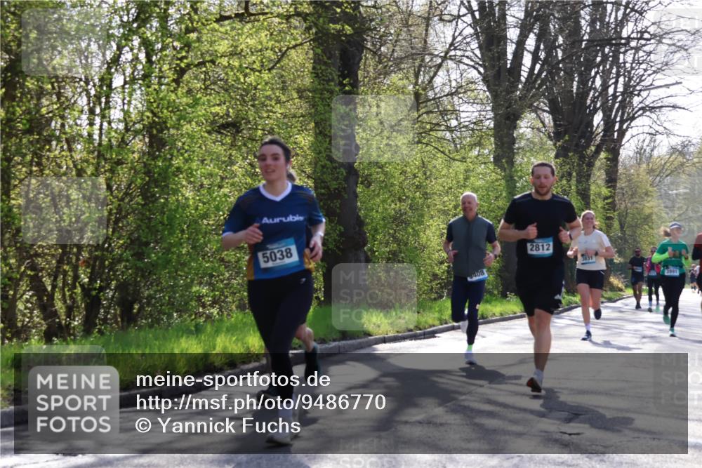 12.04.2026 - 45. Internationalen Wilhelmsburger Insellauf Yannick Fuchs http://msf.ph/oto/9486770 12.04.2026 10:30:54 Laufen 5038, 408, 2812, 3991 meine-sportfotos.de