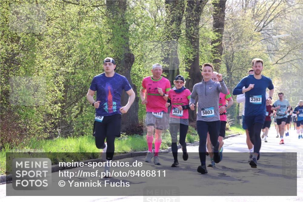 12.04.2026 - 45. Internationalen Wilhelmsburger Insellauf Yannick Fuchs http://msf.ph/oto/9486811 12.04.2026 10:36:58 Laufen 414, 111, 3631, 5803, 2393, 2358, 5039 meine-sportfotos.de