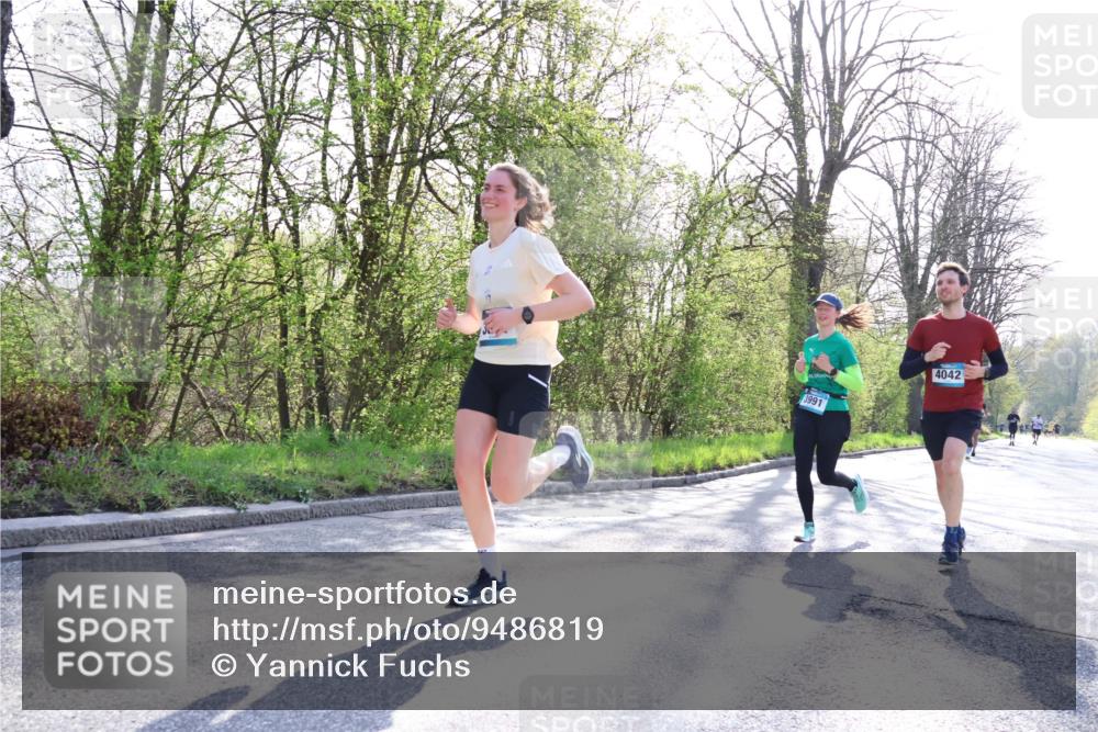 12.04.2026 - 45. Internationalen Wilhelmsburger Insellauf Yannick Fuchs http://msf.ph/oto/9486819 12.04.2026 10:30:59 Laufen 3991, 4042 meine-sportfotos.de