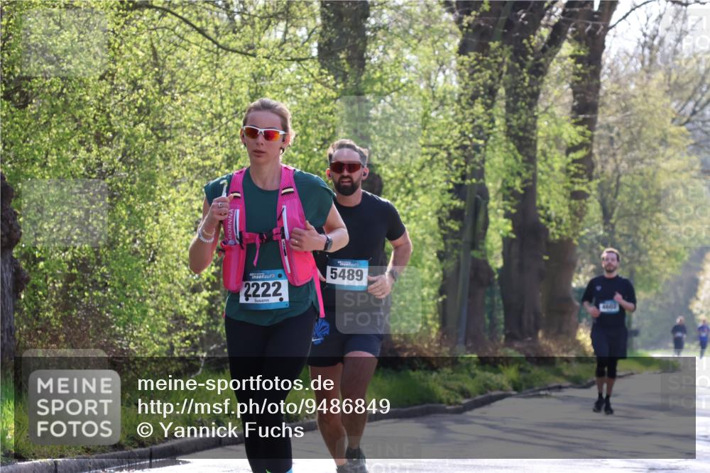 12.04.2026 - 45. Internationalen Wilhelmsburger Insellauf Yannick Fuchs http://msf.ph/oto/9486849 12.04.2026 10:31:02 Laufen 2222, 5489, 4602 meine-sportfotos.de