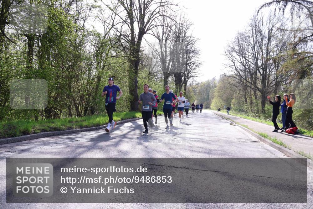 12.04.2026 - 45. Internationalen Wilhelmsburger Insellauf Yannick Fuchs http://msf.ph/oto/9486853 12.04.2026 10:37:02 Laufen 5803, 2393 meine-sportfotos.de
