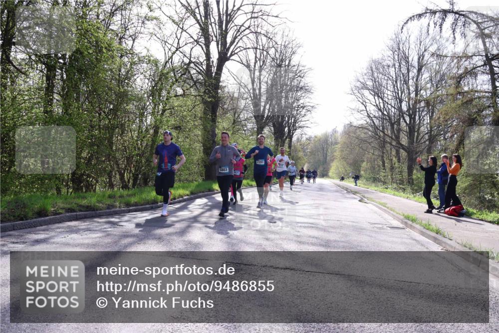 12.04.2026 - 45. Internationalen Wilhelmsburger Insellauf Yannick Fuchs http://msf.ph/oto/9486855 12.04.2026 10:37:02 Laufen 5803, 3631, 2393 meine-sportfotos.de