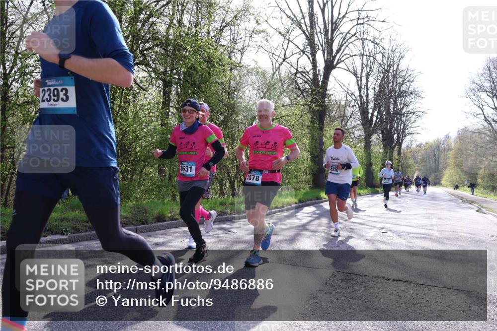 12.04.2026 - 45. Internationalen Wilhelmsburger Insellauf Yannick Fuchs http://msf.ph/oto/9486886 12.04.2026 10:37:04 Laufen 2393, 4330, 3631, 5578 meine-sportfotos.de
