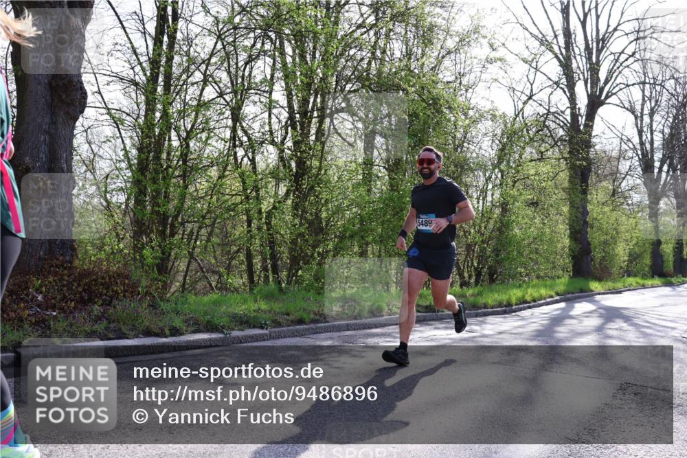 12.04.2026 - 45. Internationalen Wilhelmsburger Insellauf Yannick Fuchs http://msf.ph/oto/9486896 12.04.2026 10:31:06 Laufen 5489 meine-sportfotos.de