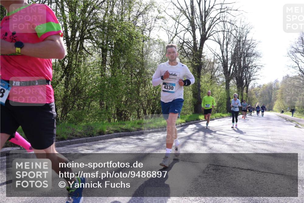 12.04.2026 - 45. Internationalen Wilhelmsburger Insellauf Yannick Fuchs http://msf.ph/oto/9486897 12.04.2026 10:37:05 Laufen 3, 4330, 2048 meine-sportfotos.de