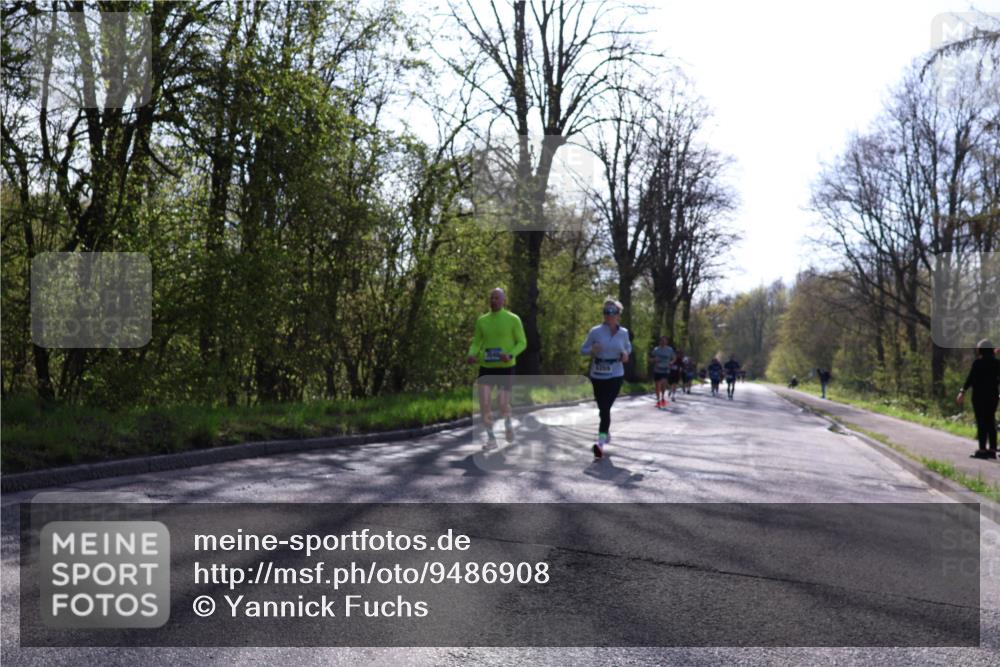 12.04.2026 - 45. Internationalen Wilhelmsburger Insellauf Yannick Fuchs http://msf.ph/oto/9486908 12.04.2026 10:37:07 Laufen 1359 meine-sportfotos.de