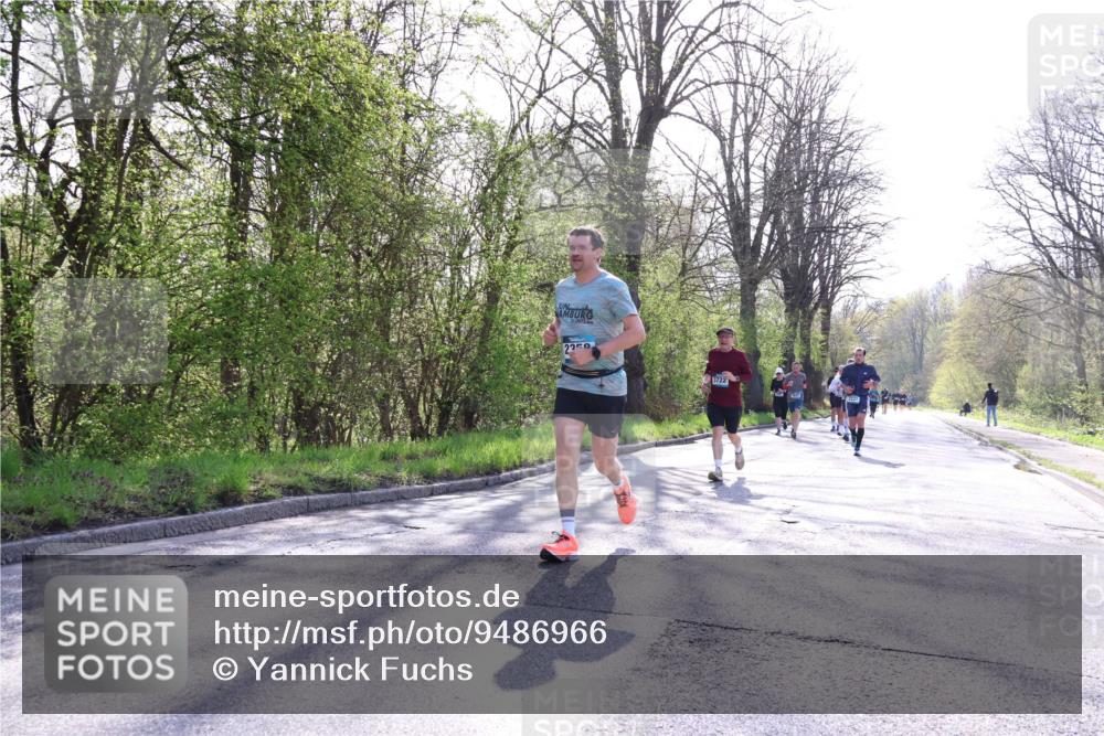 12.04.2026 - 45. Internationalen Wilhelmsburger Insellauf Yannick Fuchs http://msf.ph/oto/9486966 12.04.2026 10:37:11 Laufen 230, 3722 meine-sportfotos.de