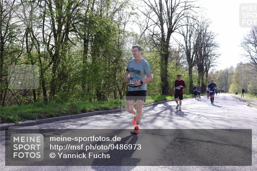 12.04.2026 - 45. Internationalen Wilhelmsburger Insellauf Yannick Fuchs http://msf.ph/oto/9486973 12.04.2026 10:37:12 Laufen 21, 0975, 23, 3722 meine-sportfotos.de