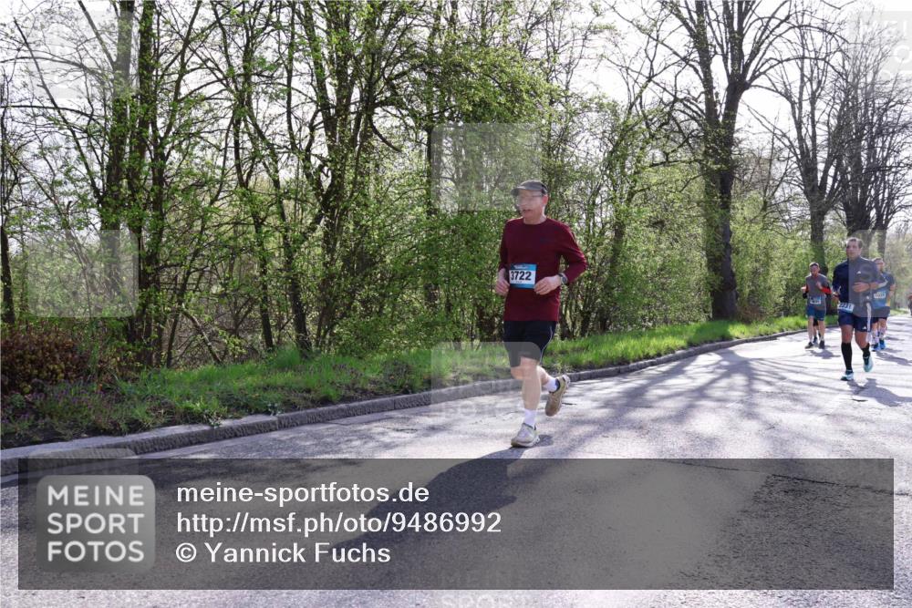 12.04.2026 - 45. Internationalen Wilhelmsburger Insellauf Yannick Fuchs http://msf.ph/oto/9486992 12.04.2026 10:37:14 Laufen 3722, 2231 meine-sportfotos.de