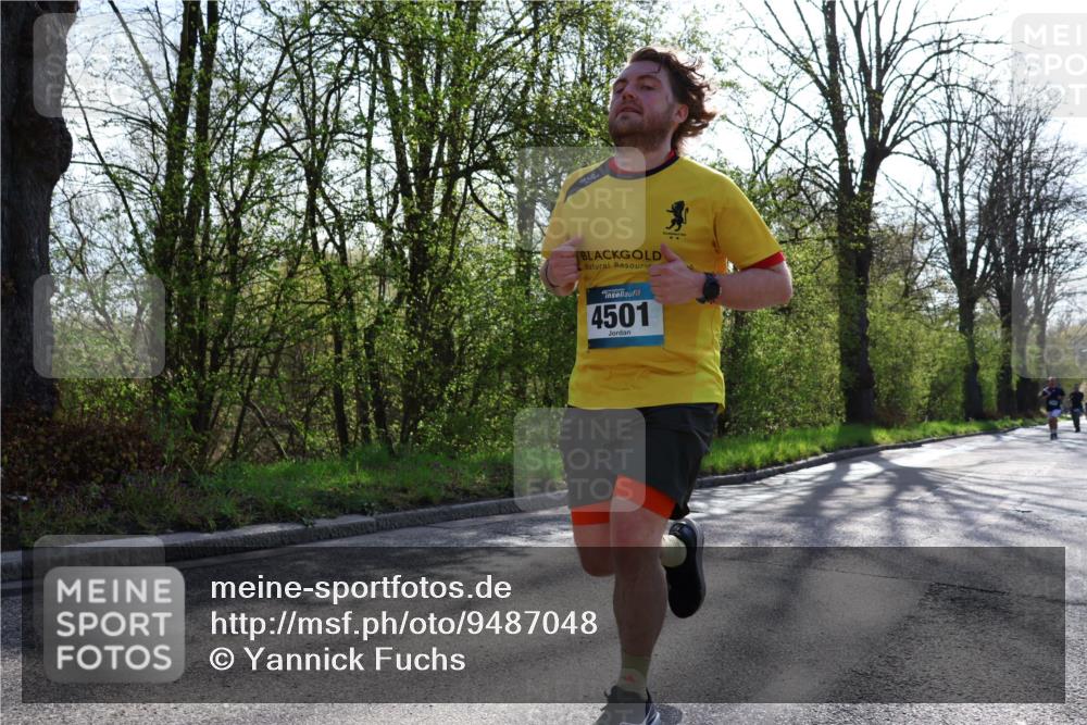 12.04.2026 - 45. Internationalen Wilhelmsburger Insellauf Yannick Fuchs http://msf.ph/oto/9487048 12.04.2026 10:31:27 Laufen 4501 meine-sportfotos.de