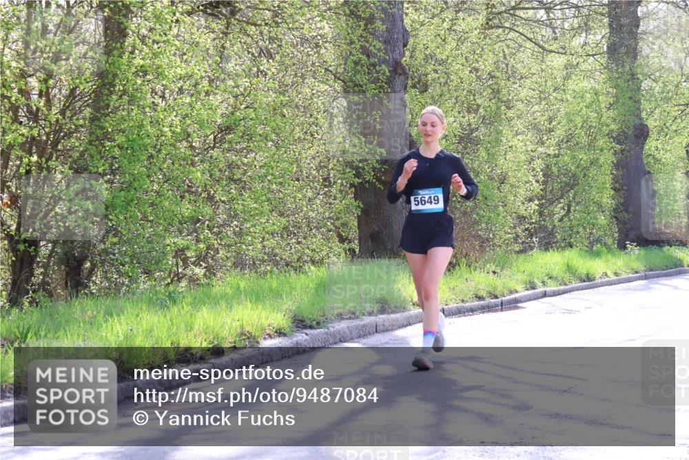 12.04.2026 - 45. Internationalen Wilhelmsburger Insellauf Yannick Fuchs http://msf.ph/oto/9487084 12.04.2026 10:37:22 Laufen 5649 meine-sportfotos.de
