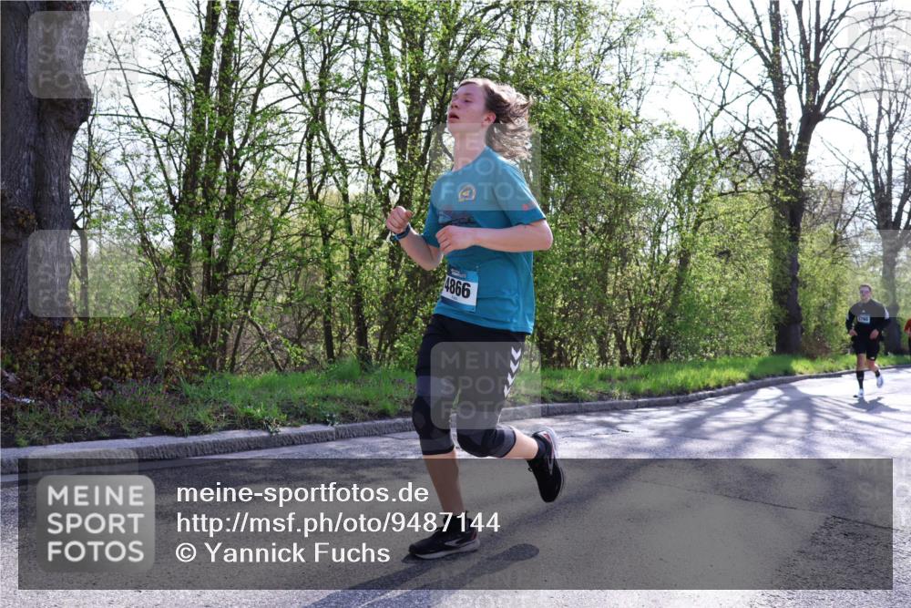 12.04.2026 - 45. Internationalen Wilhelmsburger Insellauf Yannick Fuchs http://msf.ph/oto/9487144 12.04.2026 10:37:27 Laufen 4866, 760 meine-sportfotos.de
