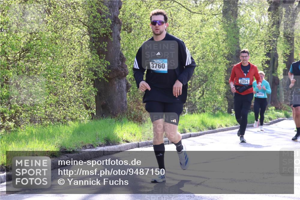 12.04.2026 - 45. Internationalen Wilhelmsburger Insellauf Yannick Fuchs http://msf.ph/oto/9487150 12.04.2026 10:37:28 Laufen 3760, 2054, 2992 meine-sportfotos.de