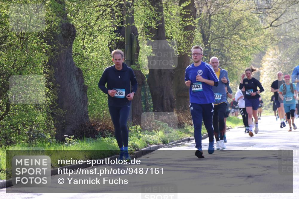 12.04.2026 - 45. Internationalen Wilhelmsburger Insellauf Yannick Fuchs http://msf.ph/oto/9487161 12.04.2026 10:31:40 Laufen 5442, 065, 337, 2724, 2869 meine-sportfotos.de