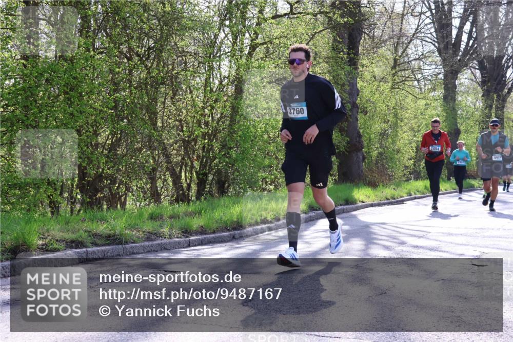 12.04.2026 - 45. Internationalen Wilhelmsburger Insellauf Yannick Fuchs http://msf.ph/oto/9487167 12.04.2026 10:37:29 Laufen 3760, 2054, 4424 meine-sportfotos.de