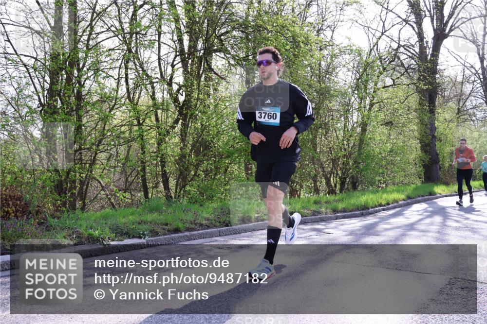 12.04.2026 - 45. Internationalen Wilhelmsburger Insellauf Yannick Fuchs http://msf.ph/oto/9487182 12.04.2026 10:37:30 Laufen 3760 meine-sportfotos.de