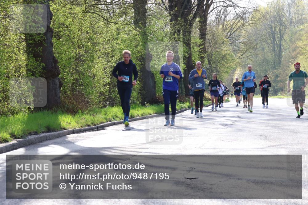 12.04.2026 - 45. Internationalen Wilhelmsburger Insellauf Yannick Fuchs http://msf.ph/oto/9487195 12.04.2026 10:31:44 Laufen 065, 5442, 5337, 2724, 2252, 483 meine-sportfotos.de