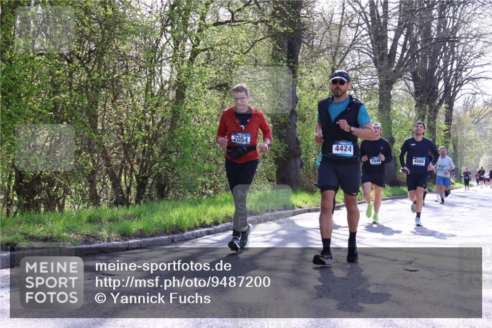 12.04.2026 - 45. Internationalen Wilhelmsburger Insellauf Yannick Fuchs http://msf.ph/oto/9487200 12.04.2026 10:37:32 Laufen 2054, 4424, 2846, 4088, 360 meine-sportfotos.de