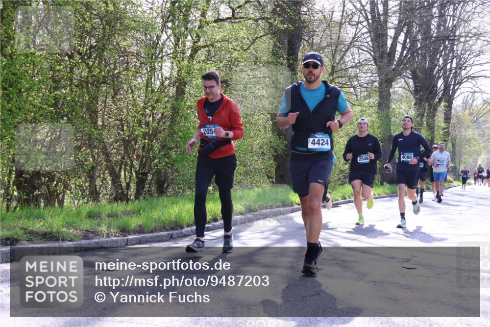 12.04.2026 - 45. Internationalen Wilhelmsburger Insellauf Yannick Fuchs http://msf.ph/oto/9487203 12.04.2026 10:37:32 Laufen 2054, 4424, 2846, 4088 meine-sportfotos.de
