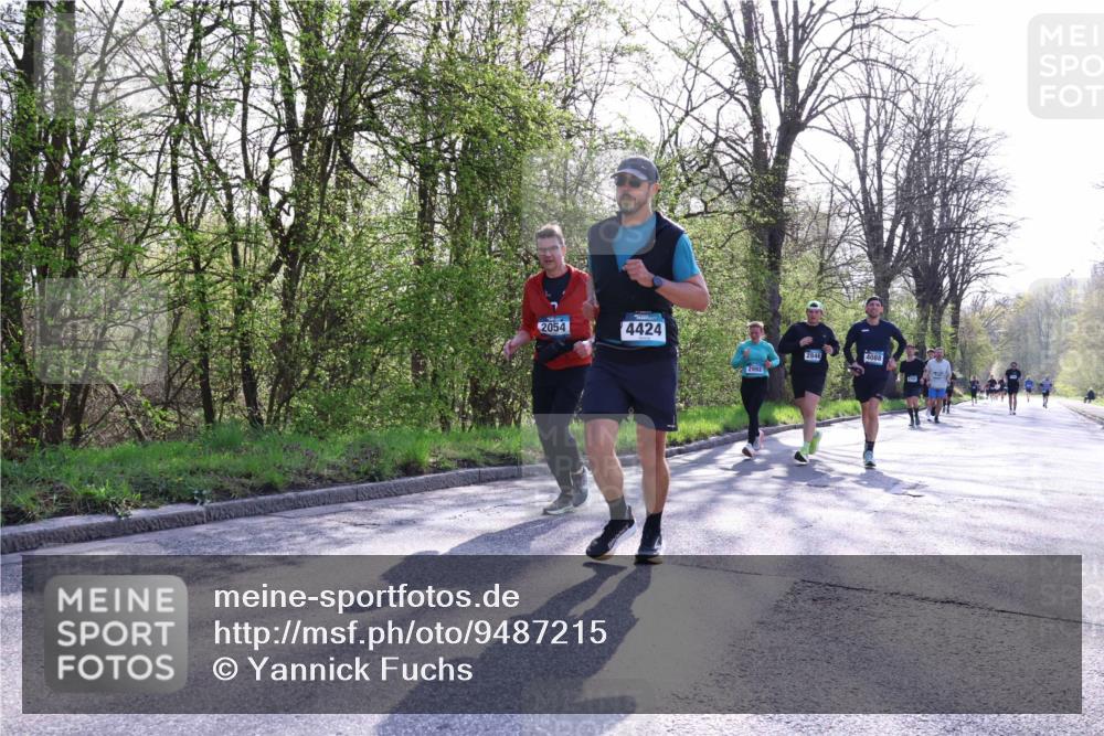 12.04.2026 - 45. Internationalen Wilhelmsburger Insellauf Yannick Fuchs http://msf.ph/oto/9487215 12.04.2026 10:37:33 Laufen 2054, 4424, 2992, 2846, 4088 meine-sportfotos.de