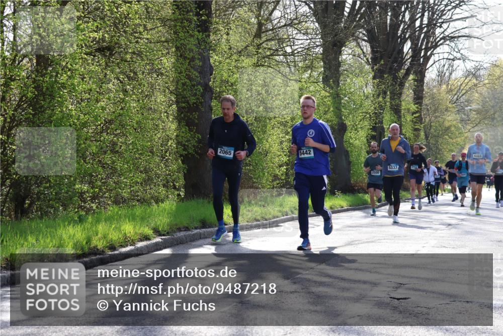 12.04.2026 - 45. Internationalen Wilhelmsburger Insellauf Yannick Fuchs http://msf.ph/oto/9487218 12.04.2026 10:31:46 Laufen 2065, 5442, 2500, 5337, 2869, 4483 meine-sportfotos.de
