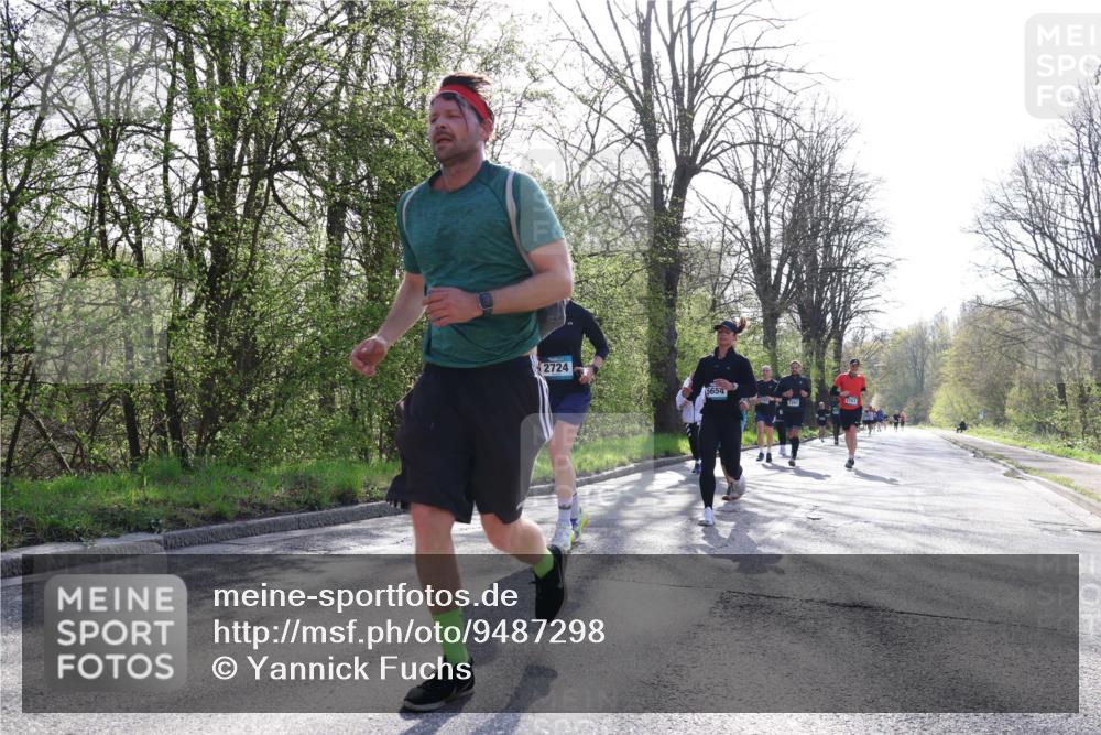 12.04.2026 - 45. Internationalen Wilhelmsburger Insellauf Yannick Fuchs http://msf.ph/oto/9487298 12.04.2026 10:31:55 Laufen 2724, 5654, 2243 meine-sportfotos.de