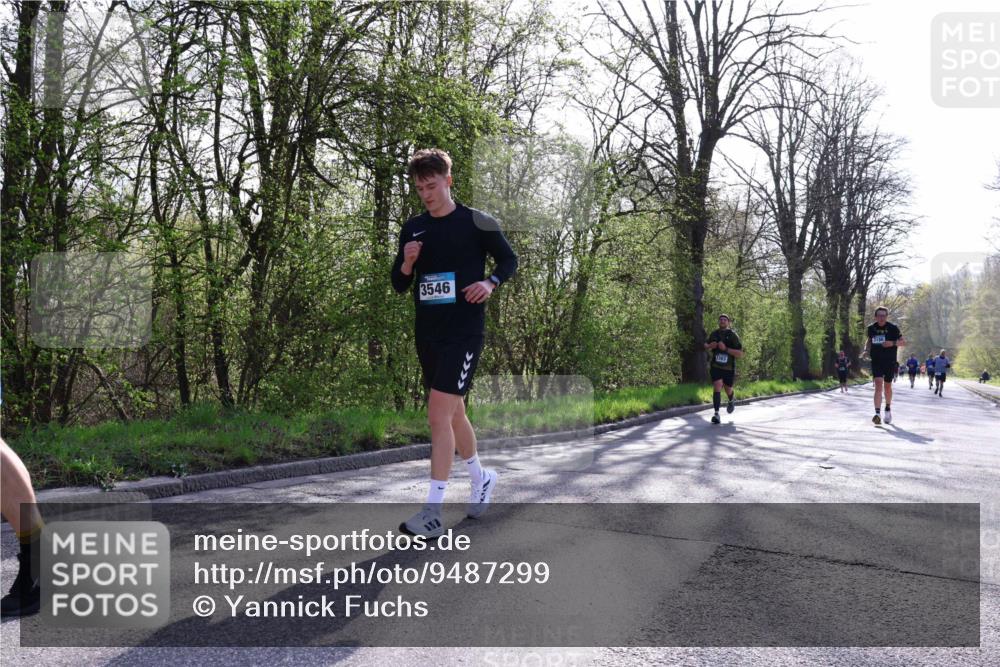 12.04.2026 - 45. Internationalen Wilhelmsburger Insellauf Yannick Fuchs http://msf.ph/oto/9487299 12.04.2026 10:37:41 Laufen 3546, 1363, 3186 meine-sportfotos.de