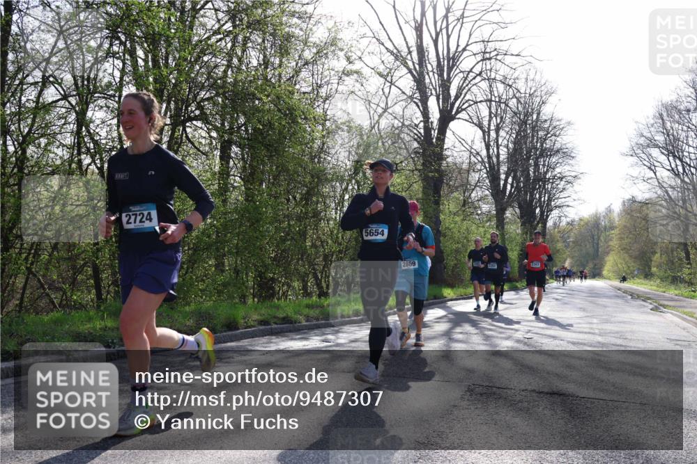 12.04.2026 - 45. Internationalen Wilhelmsburger Insellauf Yannick Fuchs http://msf.ph/oto/9487307 12.04.2026 10:31:56 Laufen 2724, 5654, 2869, 2263 meine-sportfotos.de