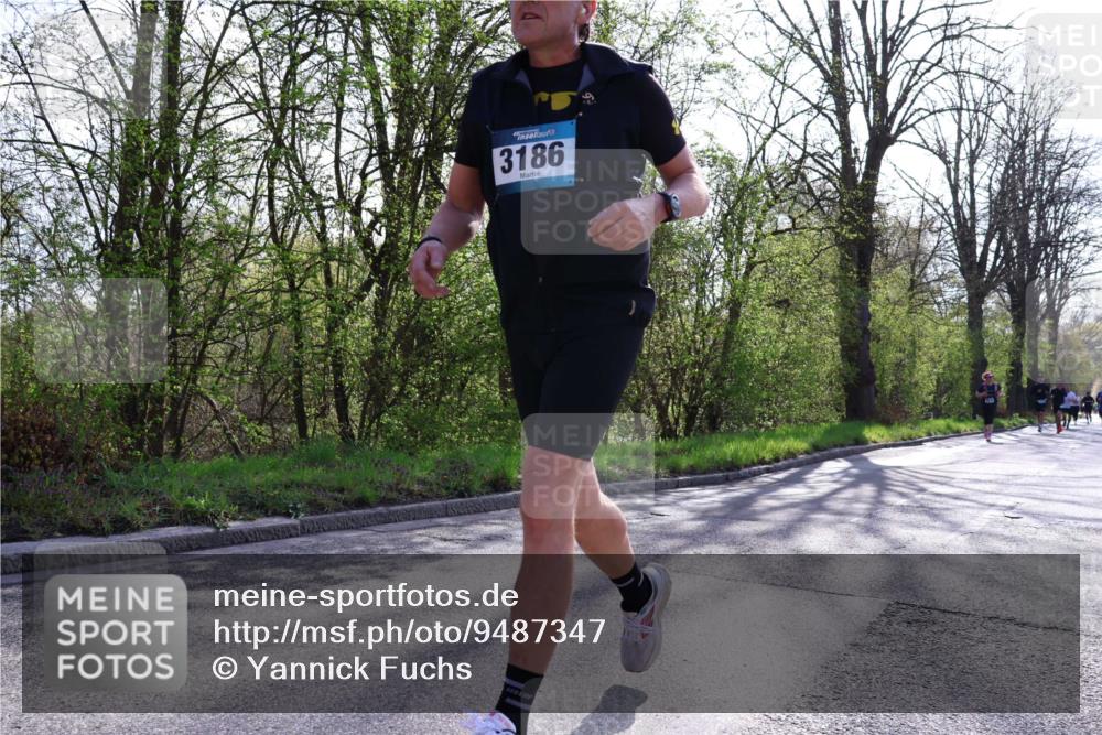 12.04.2026 - 45. Internationalen Wilhelmsburger Insellauf Yannick Fuchs http://msf.ph/oto/9487347 12.04.2026 10:37:45 Laufen 3186 meine-sportfotos.de