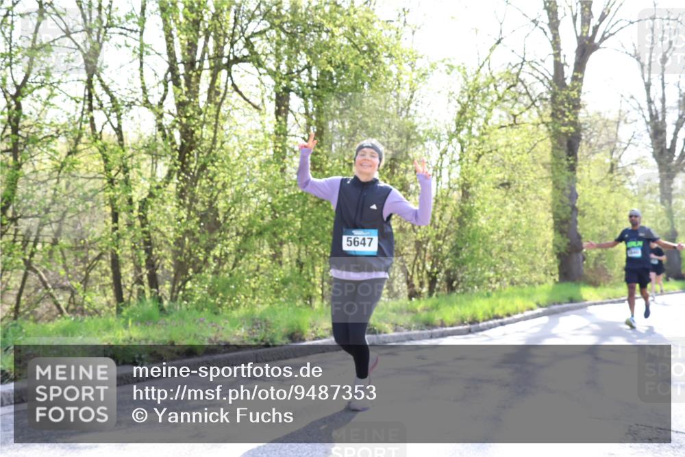 12.04.2026 - 45. Internationalen Wilhelmsburger Insellauf Yannick Fuchs http://msf.ph/oto/9487353 12.04.2026 10:32:01 Laufen 5647 meine-sportfotos.de