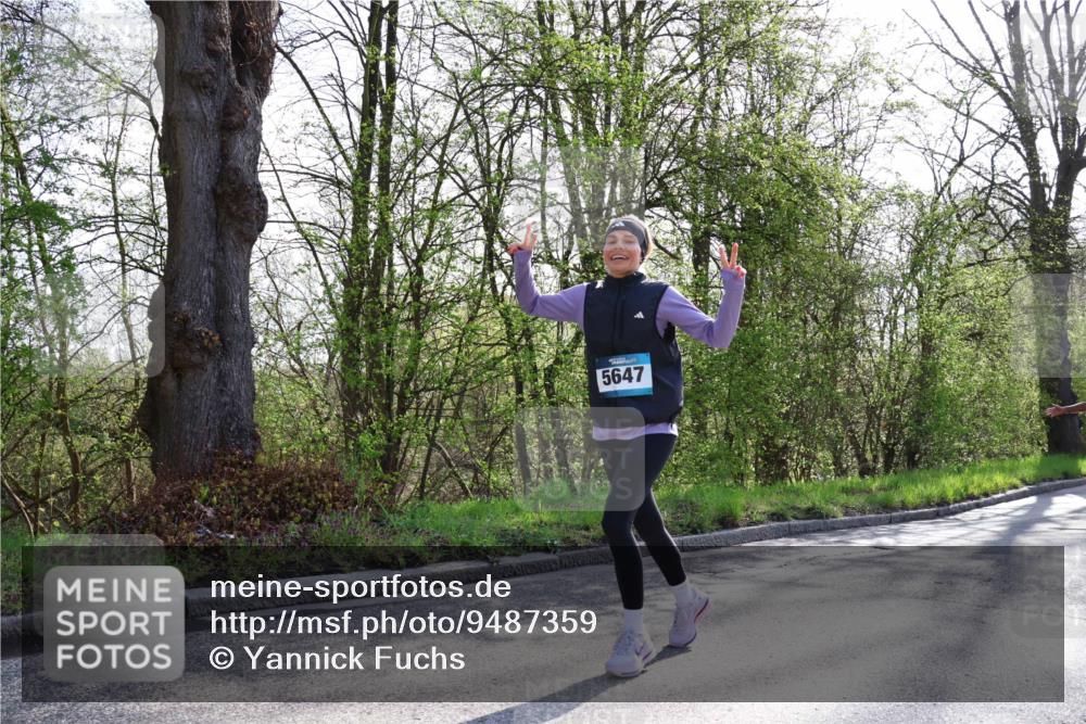 12.04.2026 - 45. Internationalen Wilhelmsburger Insellauf Yannick Fuchs http://msf.ph/oto/9487359 12.04.2026 10:32:01 Laufen 5647 meine-sportfotos.de