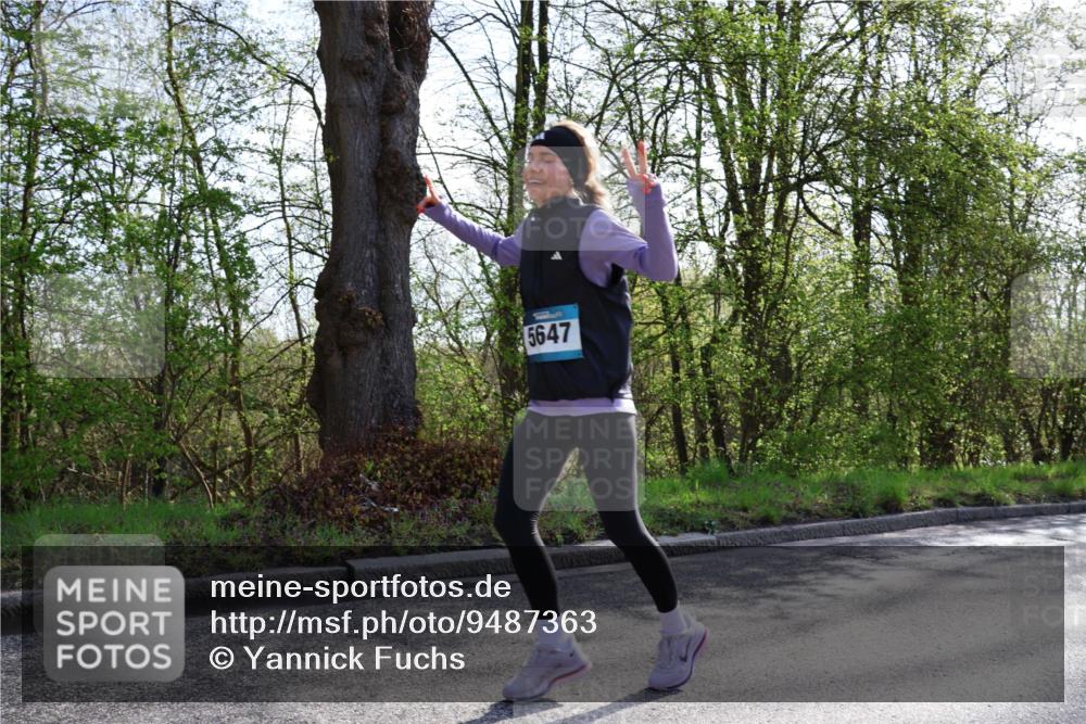 12.04.2026 - 45. Internationalen Wilhelmsburger Insellauf Yannick Fuchs http://msf.ph/oto/9487363 12.04.2026 10:32:01 Laufen 5647 meine-sportfotos.de