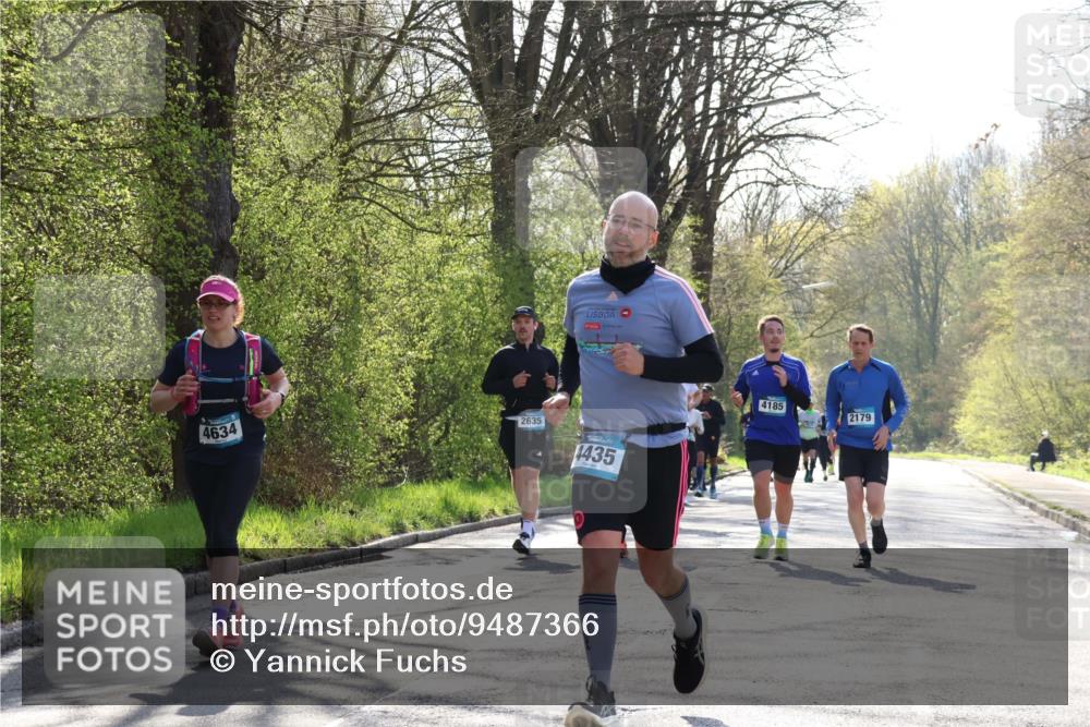 12.04.2026 - 45. Internationalen Wilhelmsburger Insellauf Yannick Fuchs http://msf.ph/oto/9487366 12.04.2026 10:37:50 Laufen 4634, 2635, 4435, 4185, 2179 meine-sportfotos.de