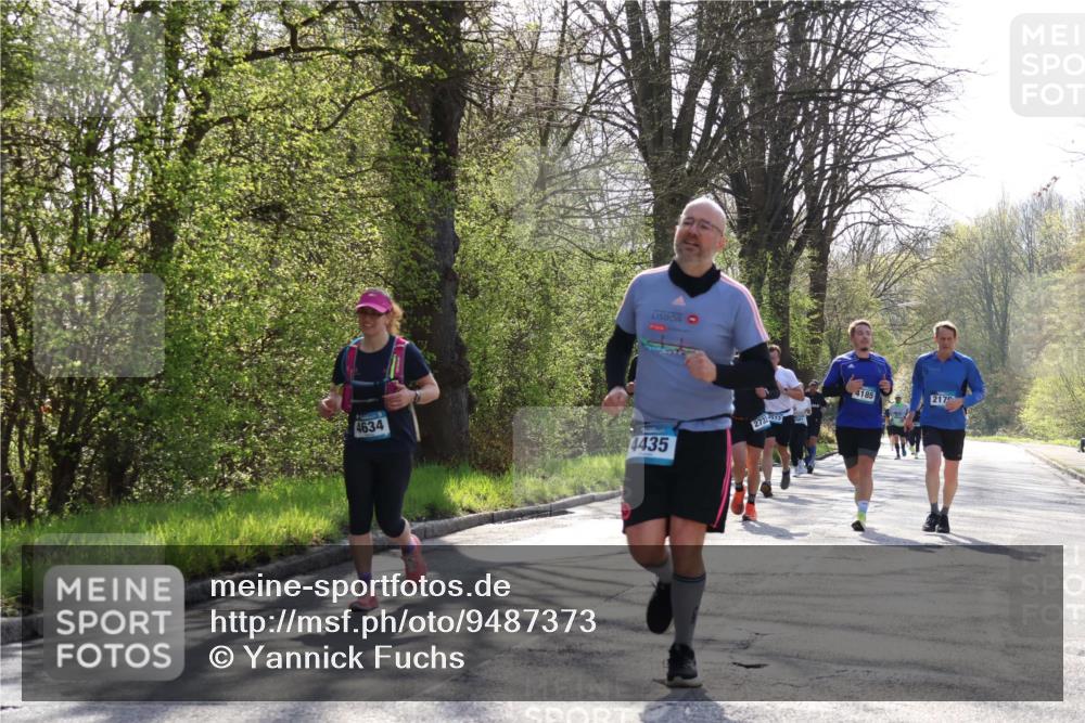 12.04.2026 - 45. Internationalen Wilhelmsburger Insellauf Yannick Fuchs http://msf.ph/oto/9487373 12.04.2026 10:37:50 Laufen 4634, 4435, 273715, 4185, 217 meine-sportfotos.de