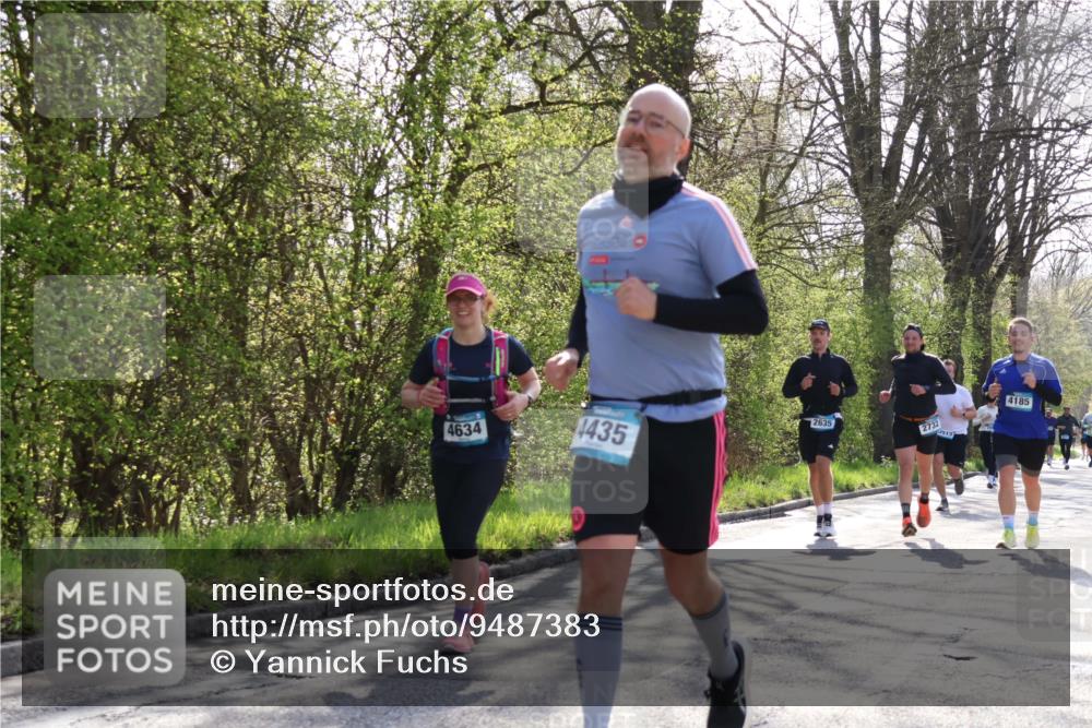 12.04.2026 - 45. Internationalen Wilhelmsburger Insellauf Yannick Fuchs http://msf.ph/oto/9487383 12.04.2026 10:37:51 Laufen 4634, 4435, 2635, 2732, 513, 4185 meine-sportfotos.de