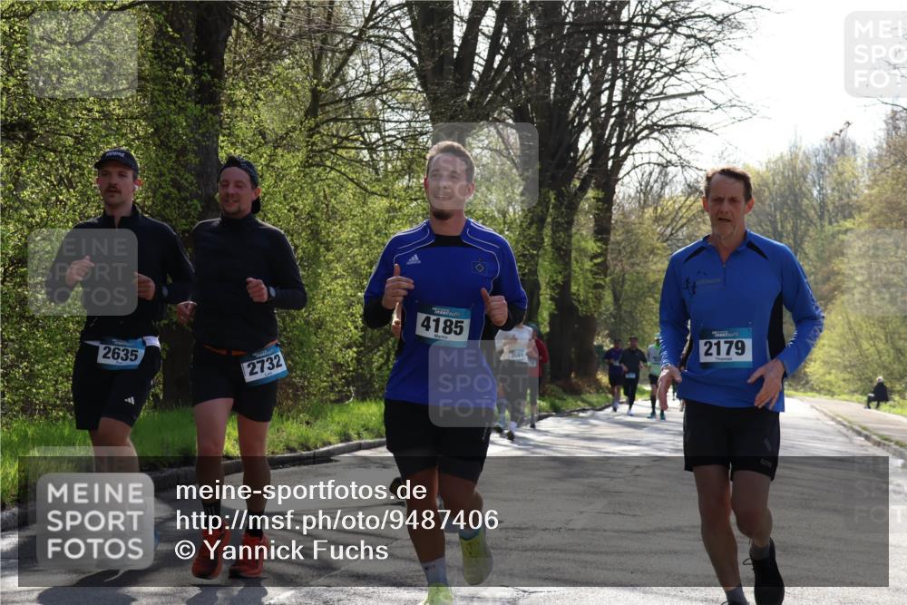 12.04.2026 - 45. Internationalen Wilhelmsburger Insellauf Yannick Fuchs http://msf.ph/oto/9487406 12.04.2026 10:37:53 Laufen 2635, 2732, 4185, 2661, 2179 meine-sportfotos.de