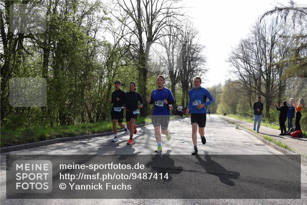 12.04.2026 - 45. Internationalen Wilhelmsburger Insellauf Yannick Fuchs http://msf.ph/oto/9487414 12.04.2026 10:37:54 Laufen 4185, 2179, 2635, 2732 meine-sportfotos.de
