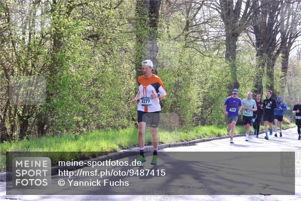 12.04.2026 - 45. Internationalen Wilhelmsburger Insellauf Yannick Fuchs http://msf.ph/oto/9487415 12.04.2026 10:32:08 Laufen 4377, 3086, 2039, 4615 meine-sportfotos.de