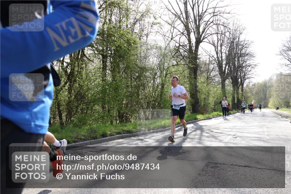 12.04.2026 - 45. Internationalen Wilhelmsburger Insellauf Yannick Fuchs http://msf.ph/oto/9487434 12.04.2026 10:37:56 Laufen 3513 meine-sportfotos.de