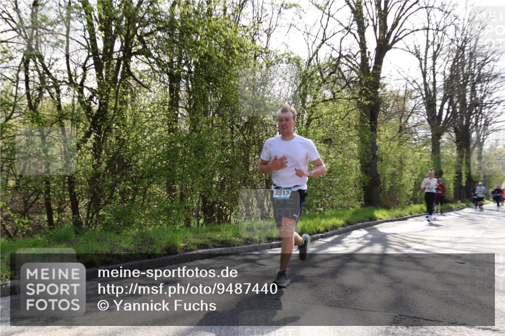 12.04.2026 - 45. Internationalen Wilhelmsburger Insellauf Yannick Fuchs http://msf.ph/oto/9487440 12.04.2026 10:37:56 Laufen 3513 meine-sportfotos.de