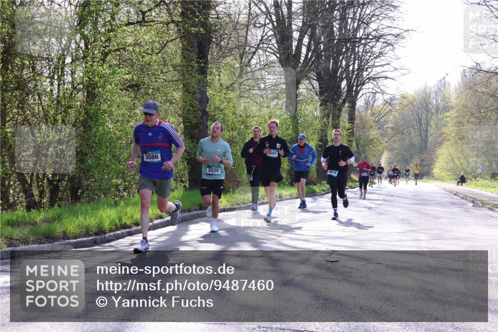 12.04.2026 - 45. Internationalen Wilhelmsburger Insellauf Yannick Fuchs http://msf.ph/oto/9487460 12.04.2026 10:32:12 Laufen 3086, 2039, 3091, 4615 meine-sportfotos.de