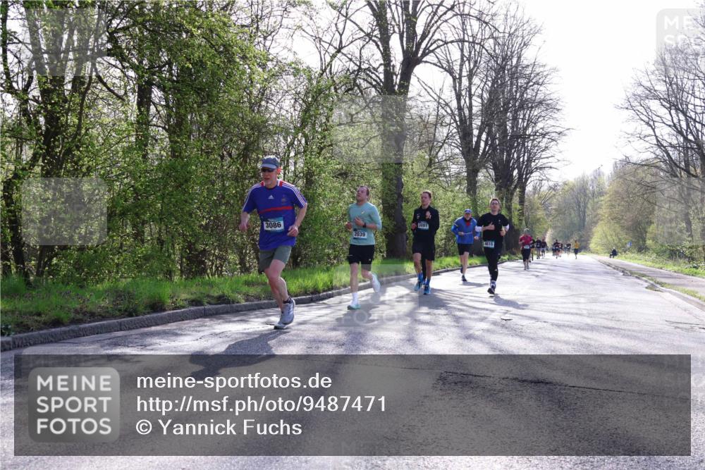 12.04.2026 - 45. Internationalen Wilhelmsburger Insellauf Yannick Fuchs http://msf.ph/oto/9487471 12.04.2026 10:32:13 Laufen 3086, 2039, 3091, 4615 meine-sportfotos.de