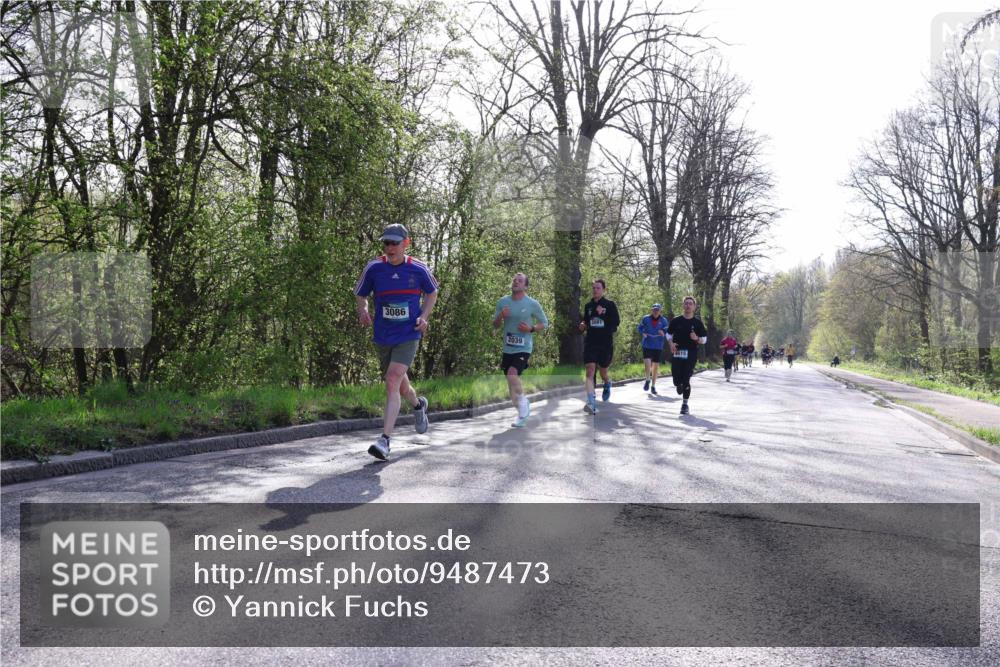 12.04.2026 - 45. Internationalen Wilhelmsburger Insellauf Yannick Fuchs http://msf.ph/oto/9487473 12.04.2026 10:32:13 Laufen 3086, 2039, 3091, 4615 meine-sportfotos.de