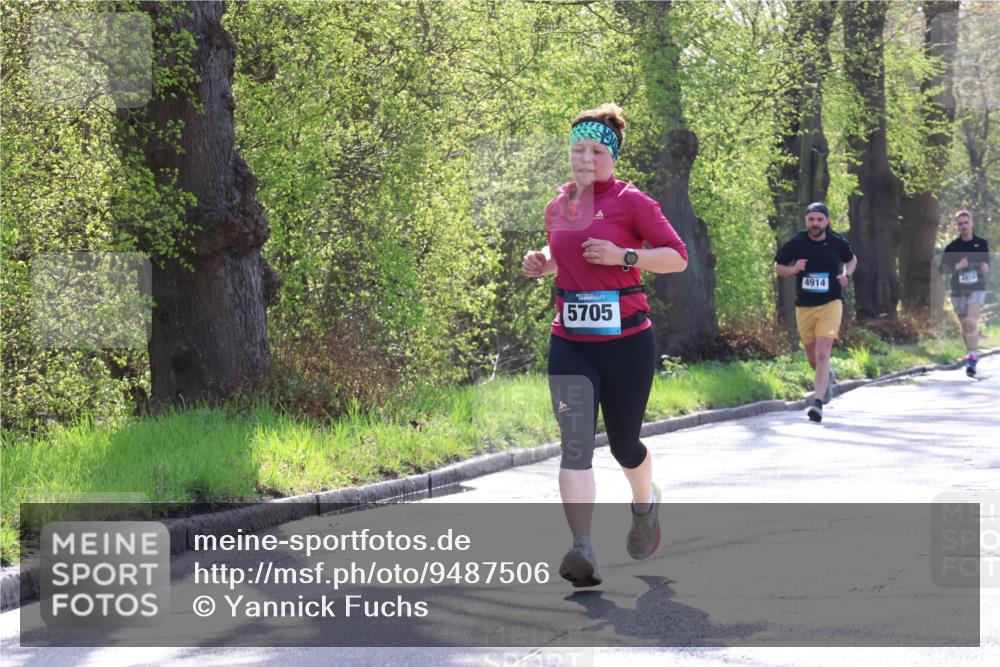 12.04.2026 - 45. Internationalen Wilhelmsburger Insellauf Yannick Fuchs http://msf.ph/oto/9487506 12.04.2026 10:32:17 Laufen 5705, 4914, 4934 meine-sportfotos.de