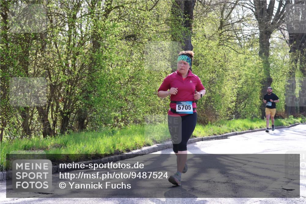 12.04.2026 - 45. Internationalen Wilhelmsburger Insellauf Yannick Fuchs http://msf.ph/oto/9487524 12.04.2026 10:32:19 Laufen 5705 meine-sportfotos.de