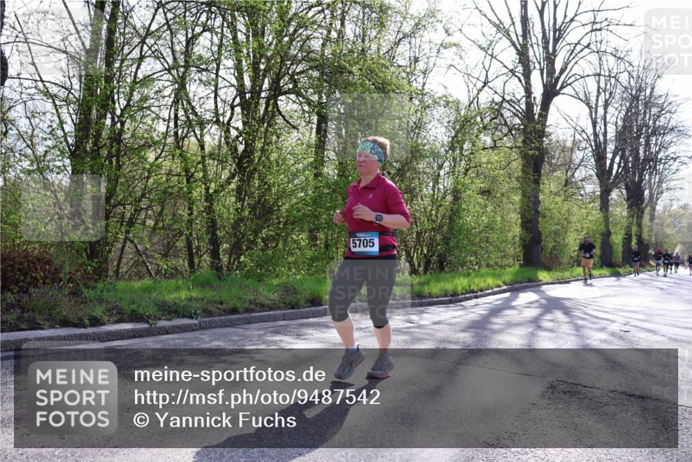 12.04.2026 - 45. Internationalen Wilhelmsburger Insellauf Yannick Fuchs http://msf.ph/oto/9487542 12.04.2026 10:32:20 Laufen 5705 meine-sportfotos.de